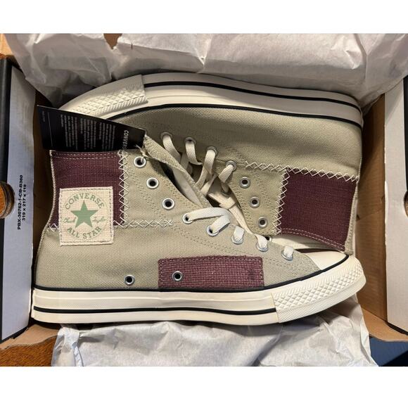 Converse Chuck Taylor All Star Patchwork - Men 10, Women 8 - New in Box - Picture 3 of 4